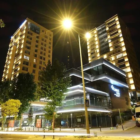Ultra Luex Deniz Manzarali Site Ici 2+1