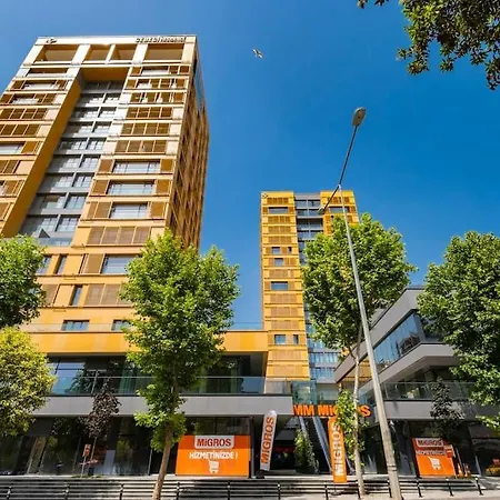 Ultra Luex Deniz Manzarali Site Ici 2+1 Estambul