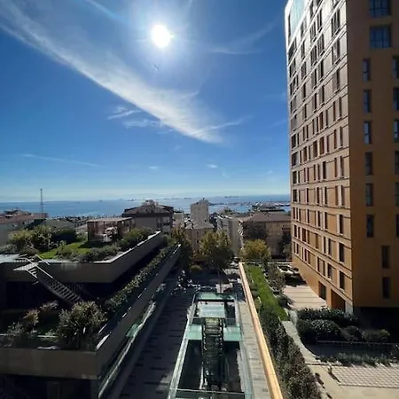 Ultra Luex Deniz Manzarali Site Ici 2+1 * Estambul