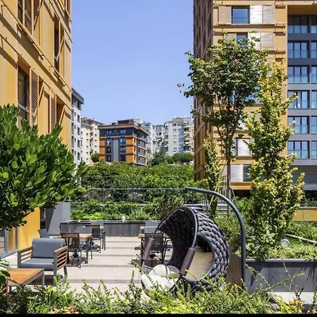 Daire Ultra Luex Deniz Manzarali Site Ici 2+1 İstanbul